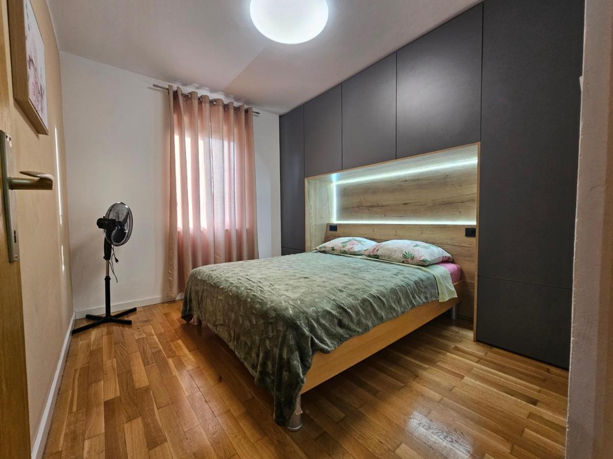 Nona Appartement Zadar Buitenkant foto