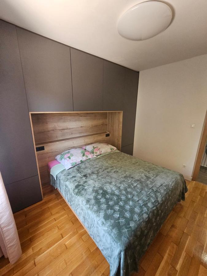 Nona Appartement Zadar Buitenkant foto